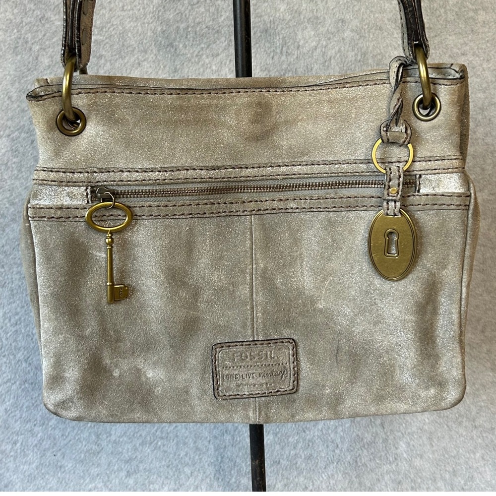 Fossil Archive Vintage Metallic Gray Suede Leather Shoulder‎ Bag Key Charm Purse